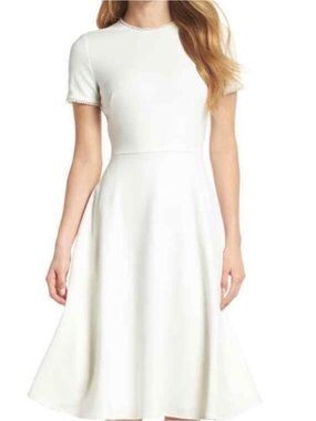 Gal Meets Glam-Victoria fit and flare White Short-Sleeve A-Line Dress